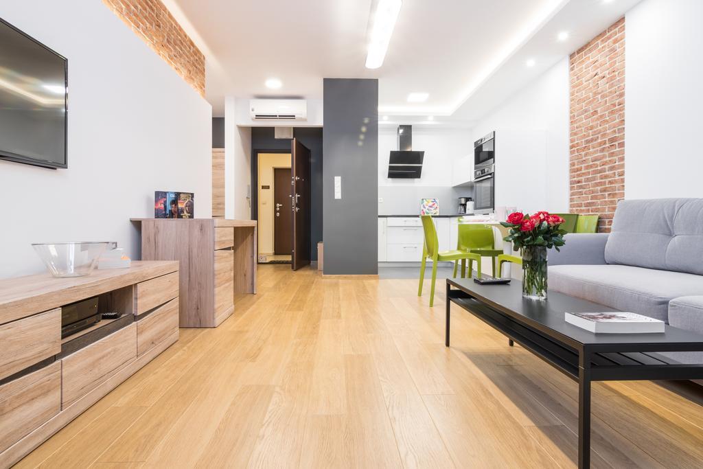Cityheaven With Parking And Ac Krakau Exterior foto