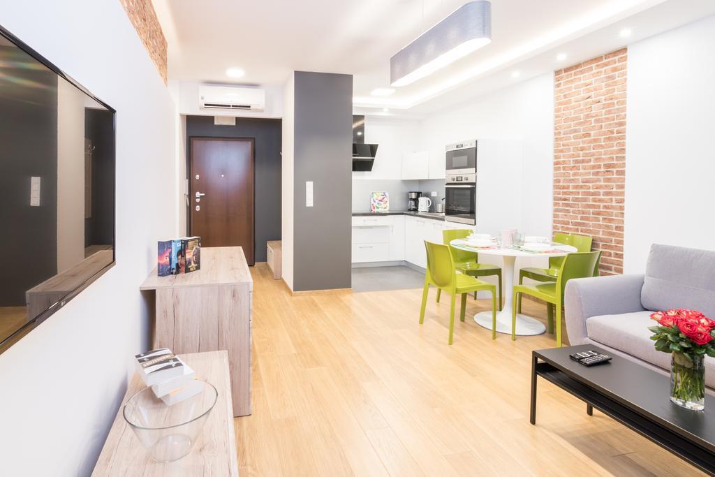 Cityheaven With Parking And Ac Krakau Exterior foto
